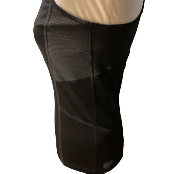 Puma Sport Lifestyle Exercise Top w/ Built in Bra Black Size Medium-EUC - Picture 8 of 12